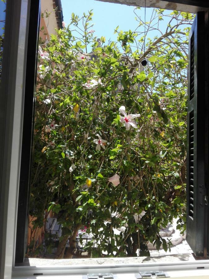 Venetian Well Cozy Apartment Corfu Old Town Eksteriør bilde